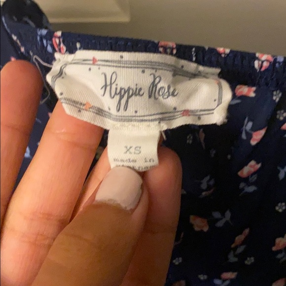 glowy floral tank top - Picture 2 of 4